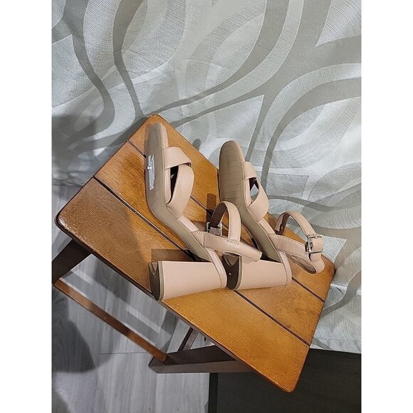 Kenneth Cole Nude Lessia Criss Cross Strappy Leather Open Toe Block Heel Sandals - Picture 5 of 7